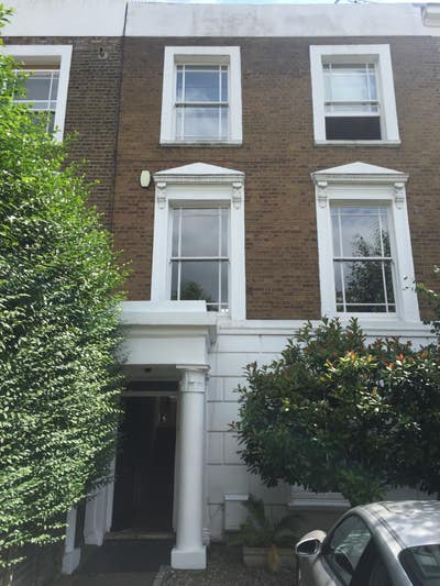 Double room in spacious Islington property Main Photo