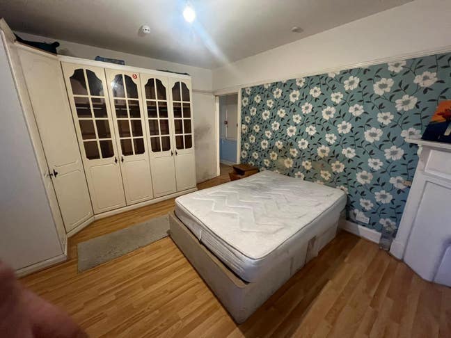 Double room at Fountain roundabout Inc bills Main Photo