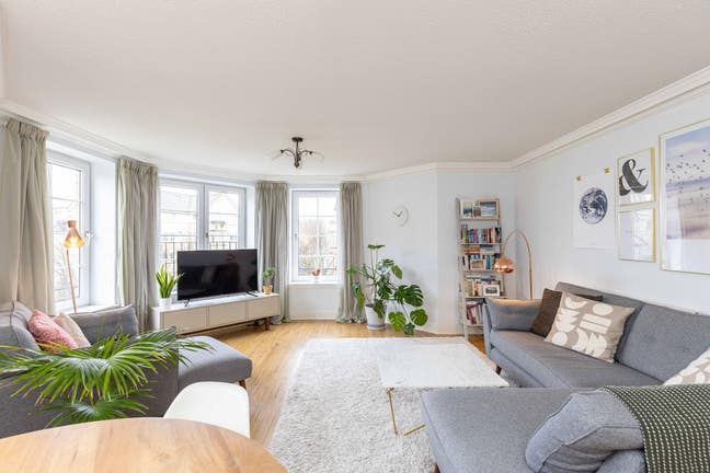 Looking for a lodger for 2-3 months from 1st Feb Main Photo