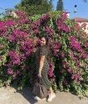 I am a professional female aged 25. I am look... Main Photo