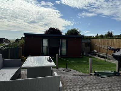 Chilled household  Main Photo