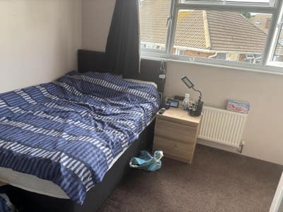 Chilled household  Main Photo