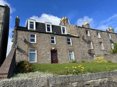 One room in Old Aberdeen flat with views. Main Photo