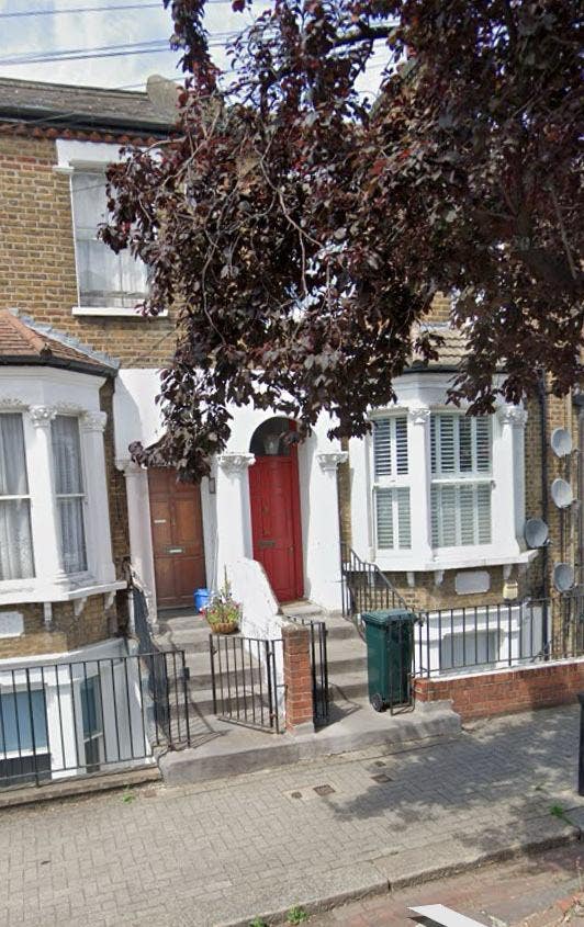 Room in shared house from available immediately  Main Photo