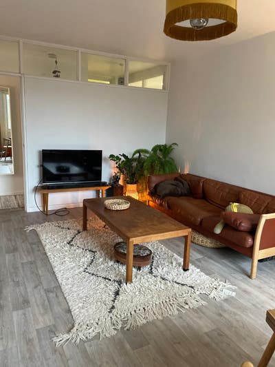 Bright 2-Bed Flat with Green Views in SE23 Main Photo