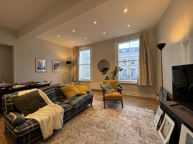 Double En-Suite - £1300pm (all-in) - Sociable 3bd Main Photo