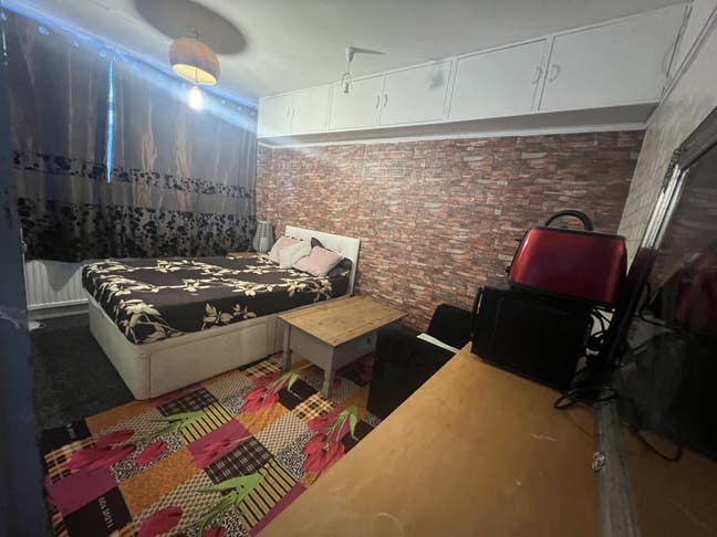Master Bedroom Available (Essex. Rainham Station) Main Photo