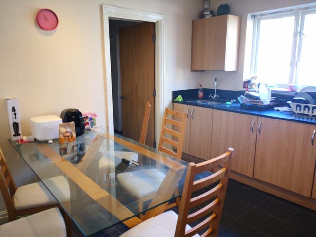 Free Gym, Jacuzzi, Sauna & Swimming Pool Main Photo