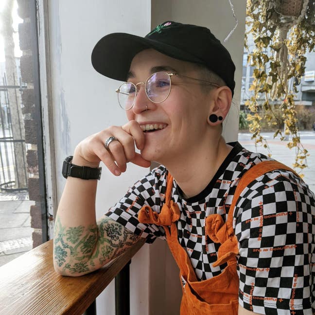 Professional seeking a place to call home Main Photo