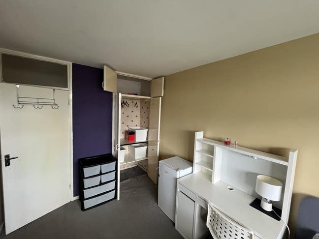 Furnished double room Main Photo