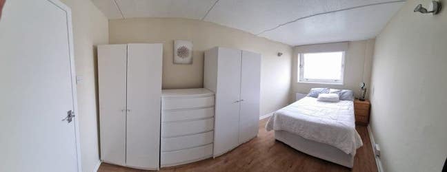 Nice double room in a 3bed flat ~ Battersea Park  Main Photo