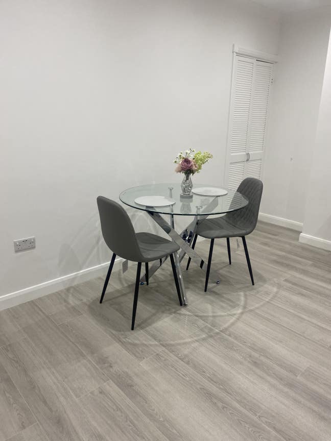 Furnished Double Room  Main Photo