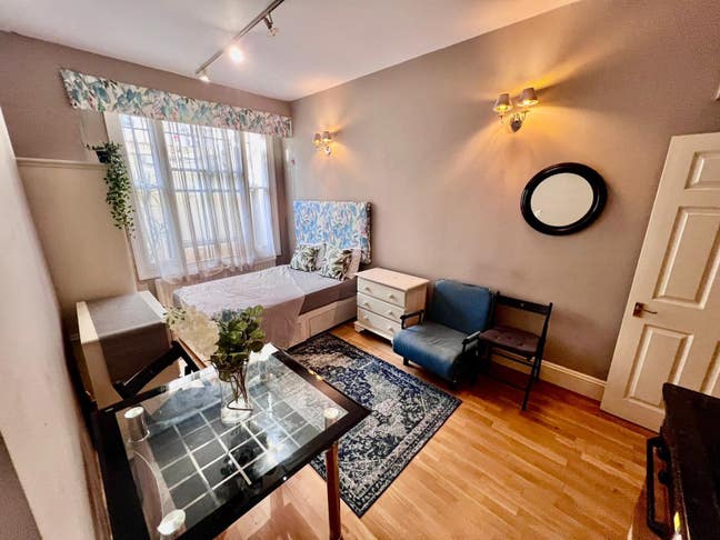 Self-Contained double studio in Notting Hill Gate Main Photo