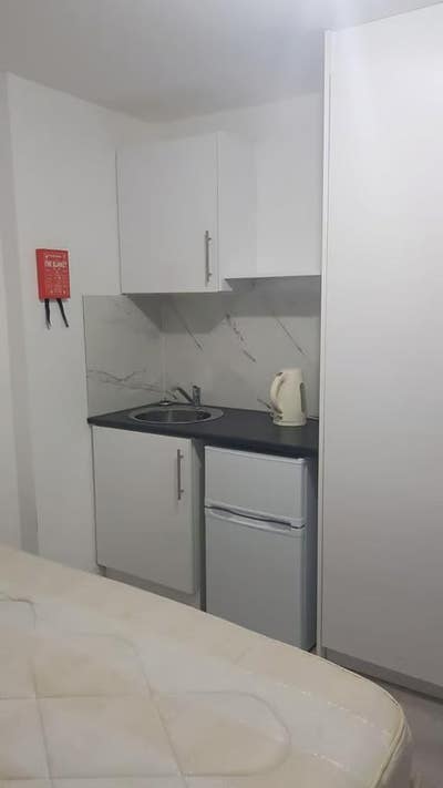  Room  in Feltham TW13 Main Photo