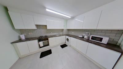 Spacious room In a Brixton house - All bill Inclus Main Photo
