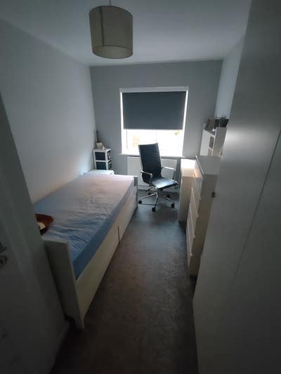 Room in Bungalow near The Princess Royal Hospital Main Photo