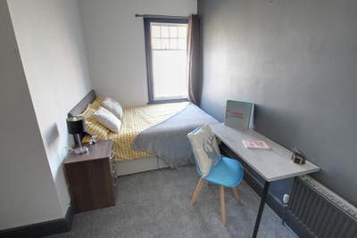 Stretton Road LE3 - 6 Bed House Share Main Photo