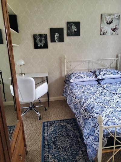 Room in modern house near Tunbridge Wells Hospital Main Photo