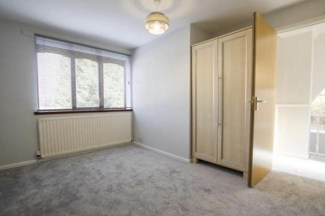 Beautiful house near QE Hospital & UOB  Main Photo