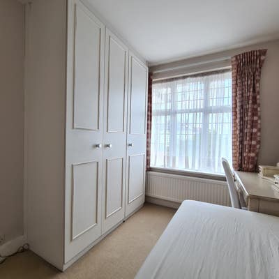 Bright & Spacious Single Room – All Bills Included Main Photo