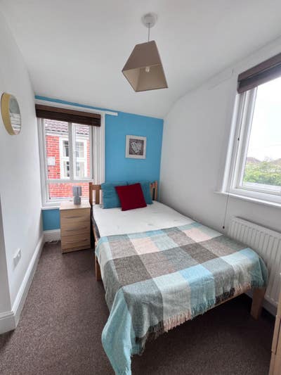 Clean & Quiet House - Single Room Main Photo
