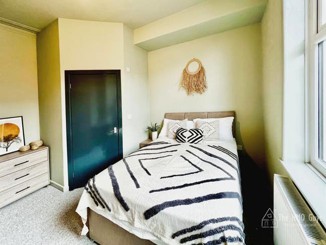 💸 All-Inclusive Room – Prime Location Main Photo