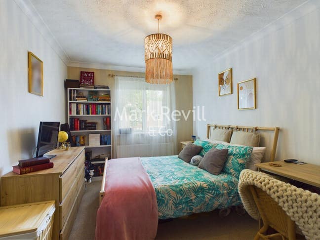 Double room in a quiet Sussex Village Main Photo