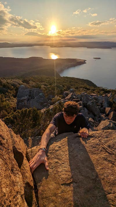 Looking for shared house  Main Photo