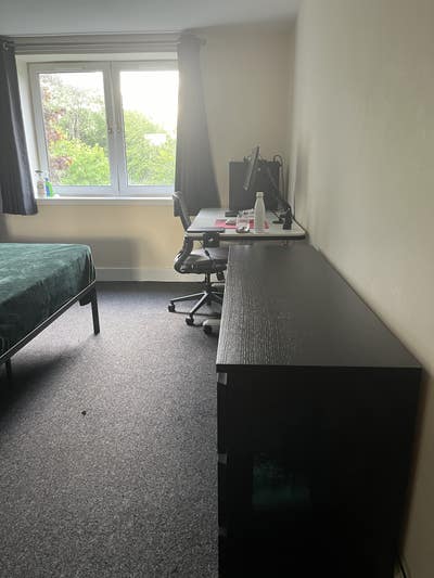 Double Bedroom Near City Centre Main Photo