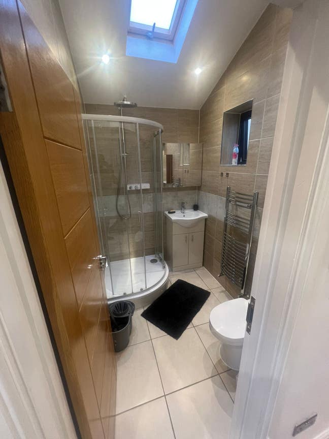 N8 2 Bedroom Garden Flat With  All Bills Included  Main Photo