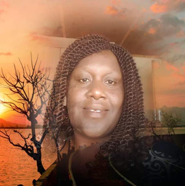 Professional Female seeks a double room Main Photo