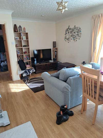 2 Double Bedroom Flat in Hove with Parking Space Main Photo