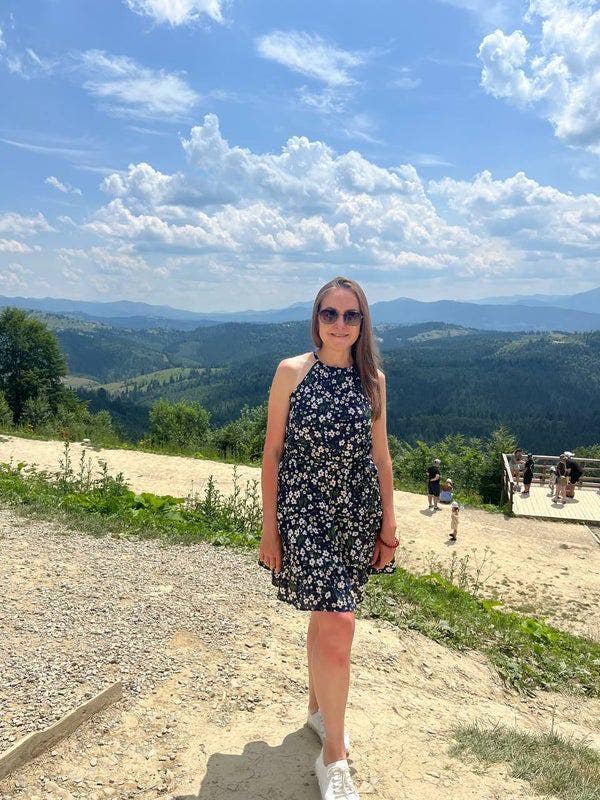 37 year old Female seeks a single or double room Main Photo