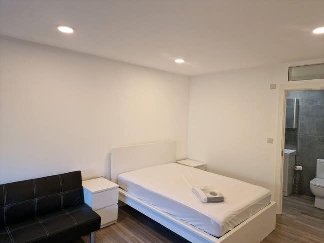 Ground floor Studio Room Main Photo