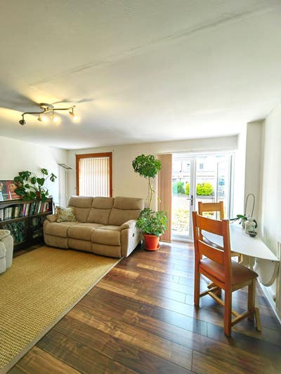 Room for rent Main Photo