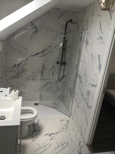 Ensuite double room on separate third floor  Main Photo