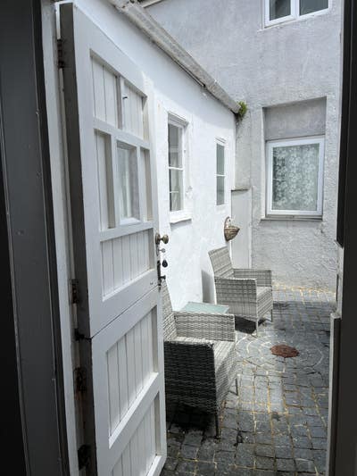 1bed self contained anex bills included  Main Photo