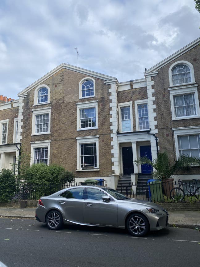 1 double bedroom in nice Georgian house Main Photo