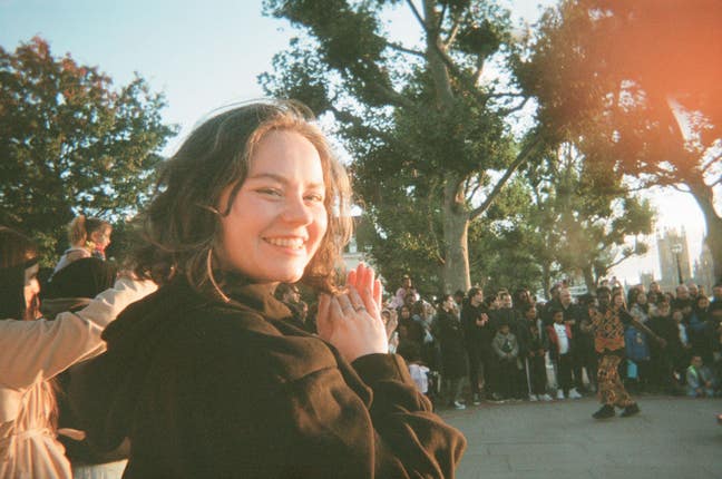 Seeking flat share or buddy up Main Photo