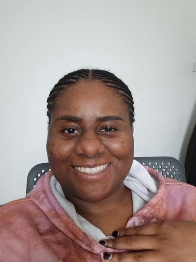 Require 2 bd or 3bd/2bt house or flat Main Photo