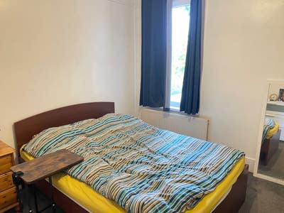 Bounds green  Main Photo