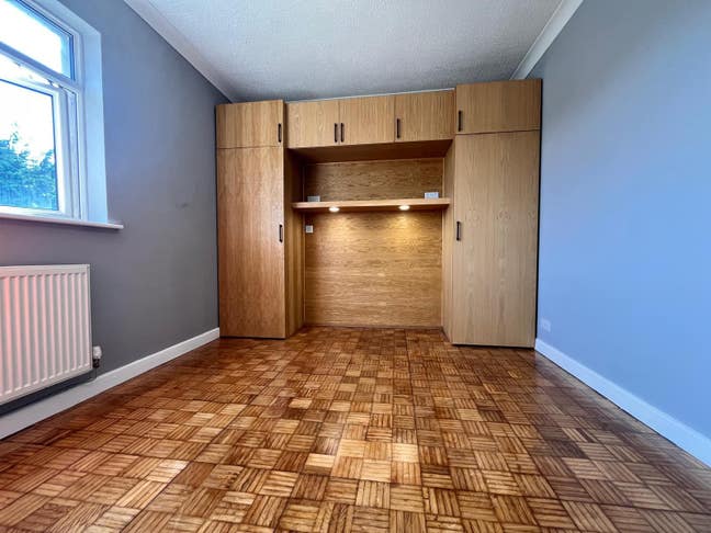 Newly Refurbished 2 Bed First Floor Apartment  Main Photo