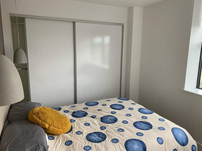 En-suite room available with stunning views Main Photo