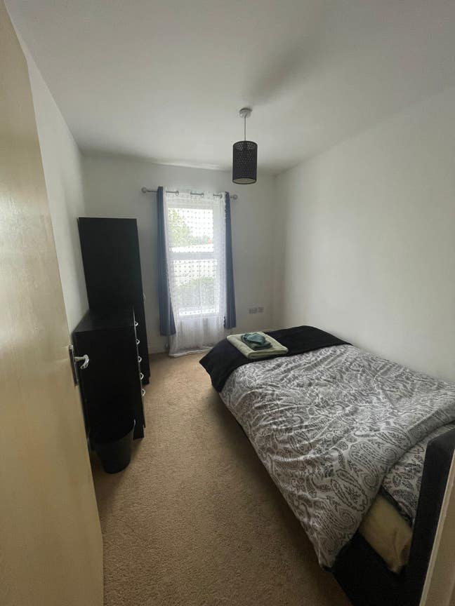 Female flat share  September 2025 Main Photo