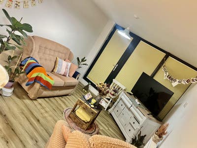 Renting for mostly short terms. All included.  Main Photo