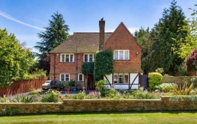 Beautiful detached character house in GU1 Main Photo