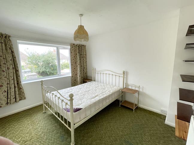 En-suite double room to rent . Near JR, Brookes,  Main Photo