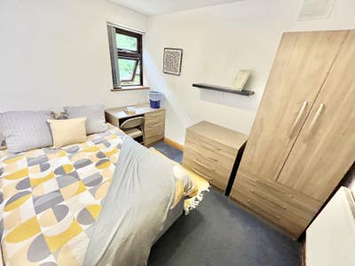 Rooms in the Centre of Selly Oak!! ⭐⭐⭐⭐ Main Photo