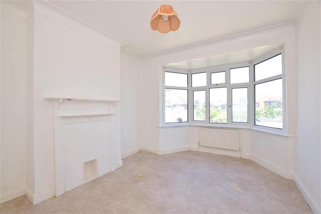 2 Double & 1 Single Close to Chadwell Heath Stn Main Photo