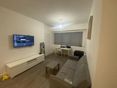 Flat mate wanted for En-suite double room  Main Photo